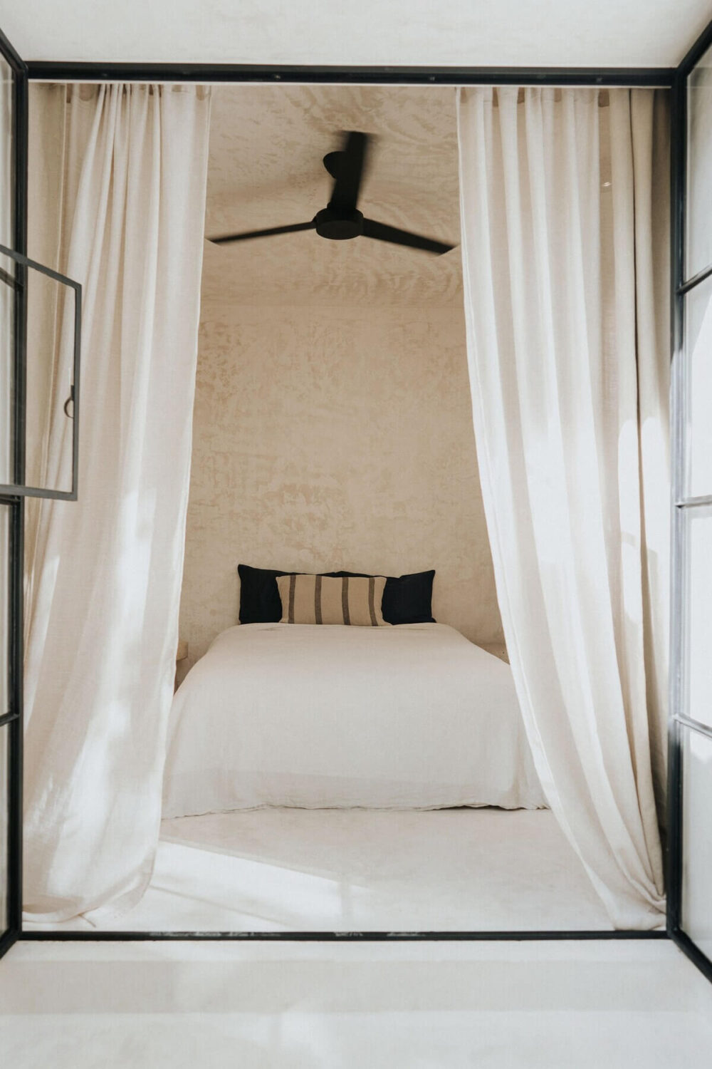 serene-bedroom-apartment-tulum-nordroom