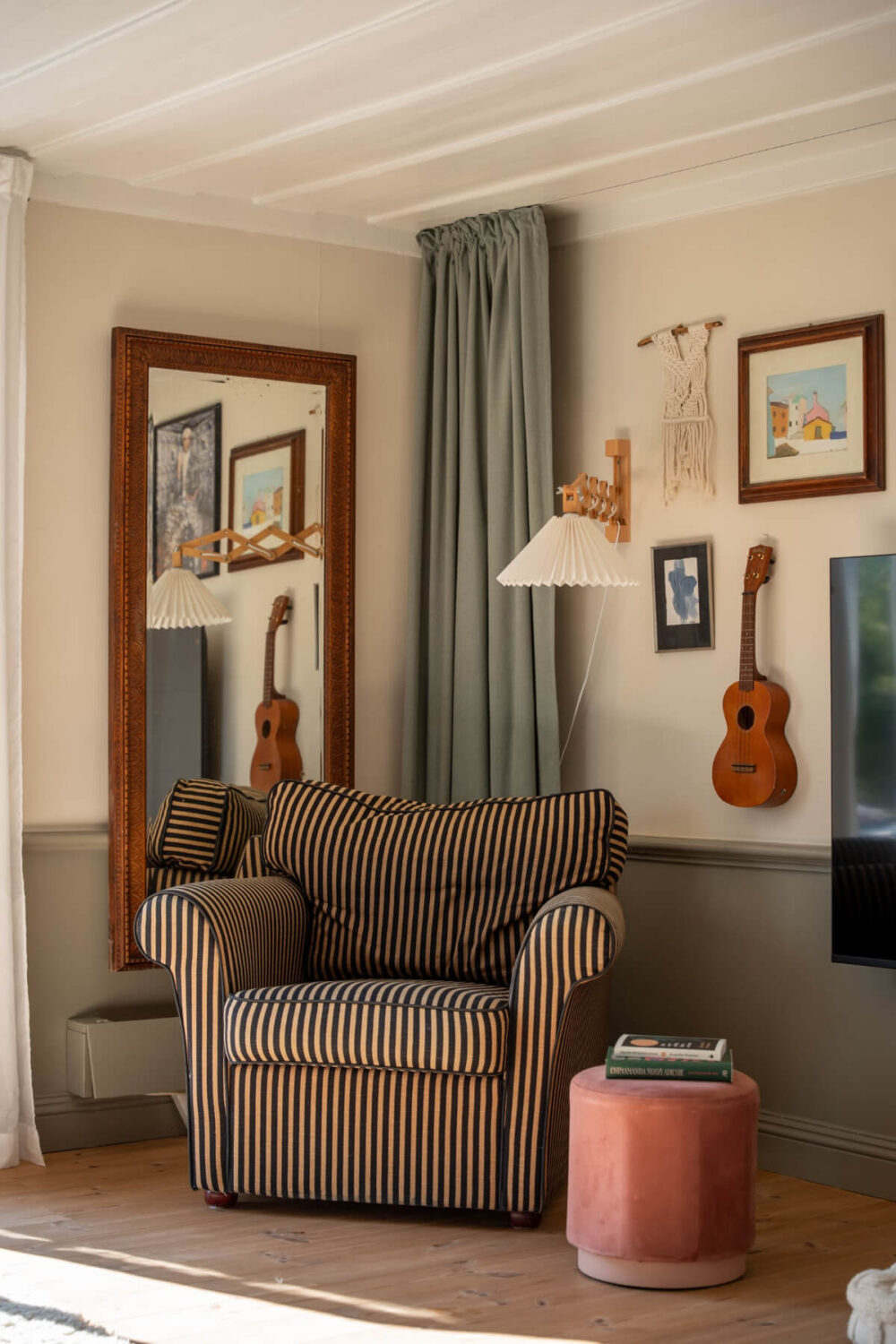 striped armchair and mirro